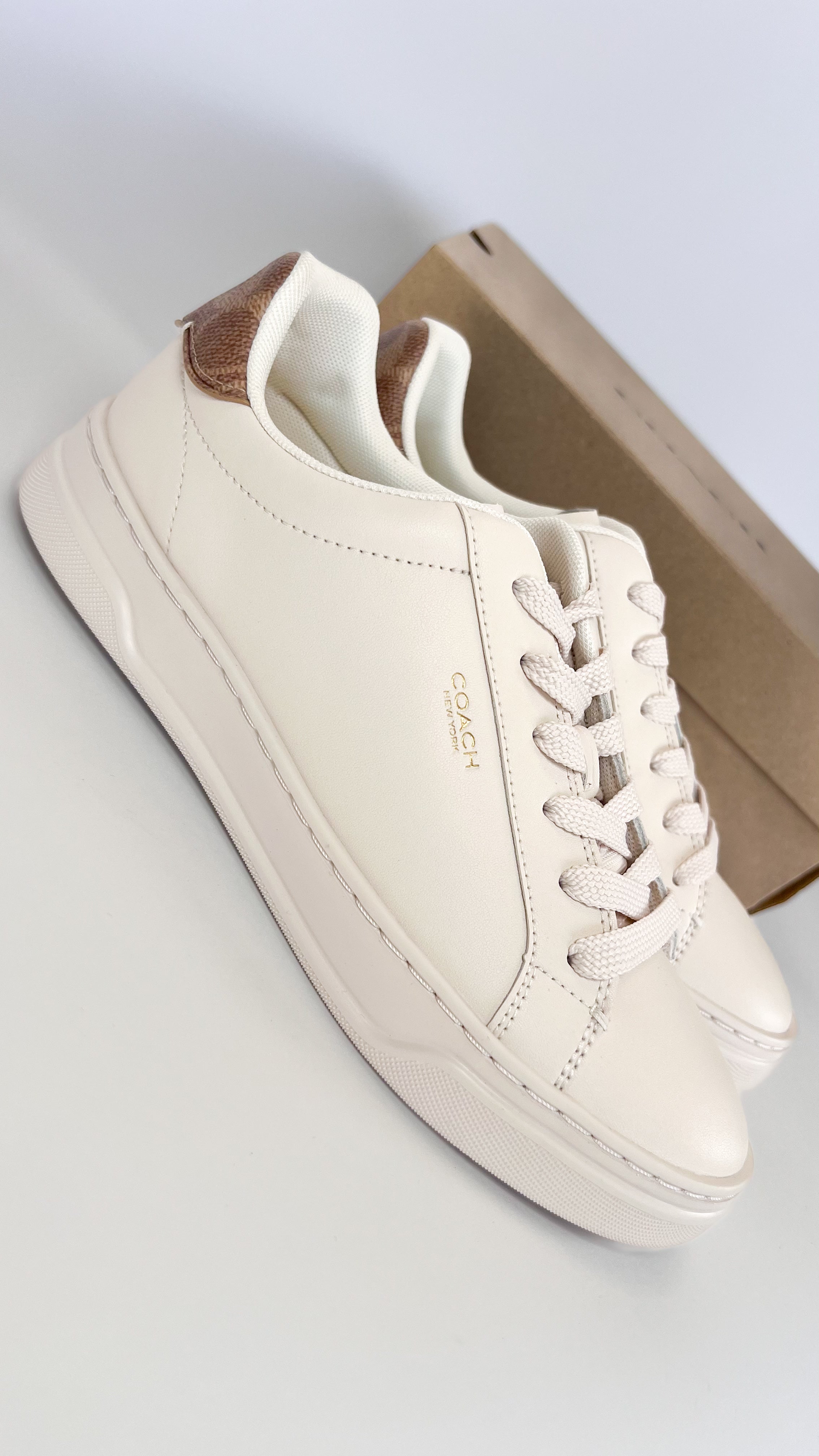 COACH High Line  Sneaker