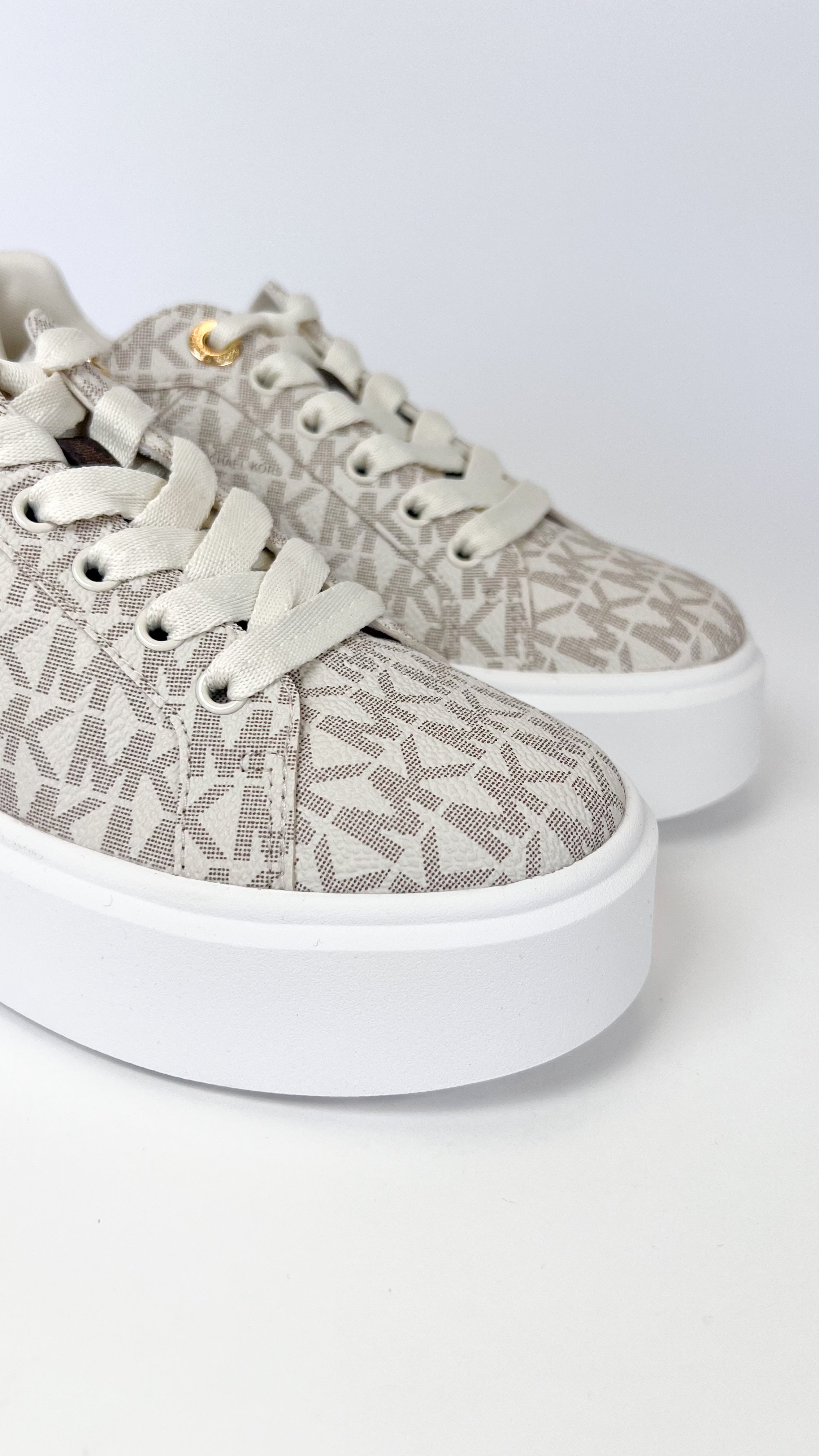 Michael Kors Romey Lace Up Vainilla